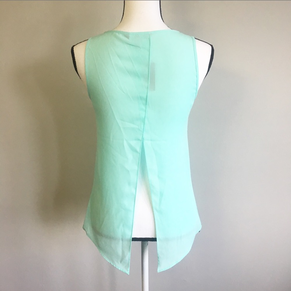 Express mint split back tank - Picture 5 of 6